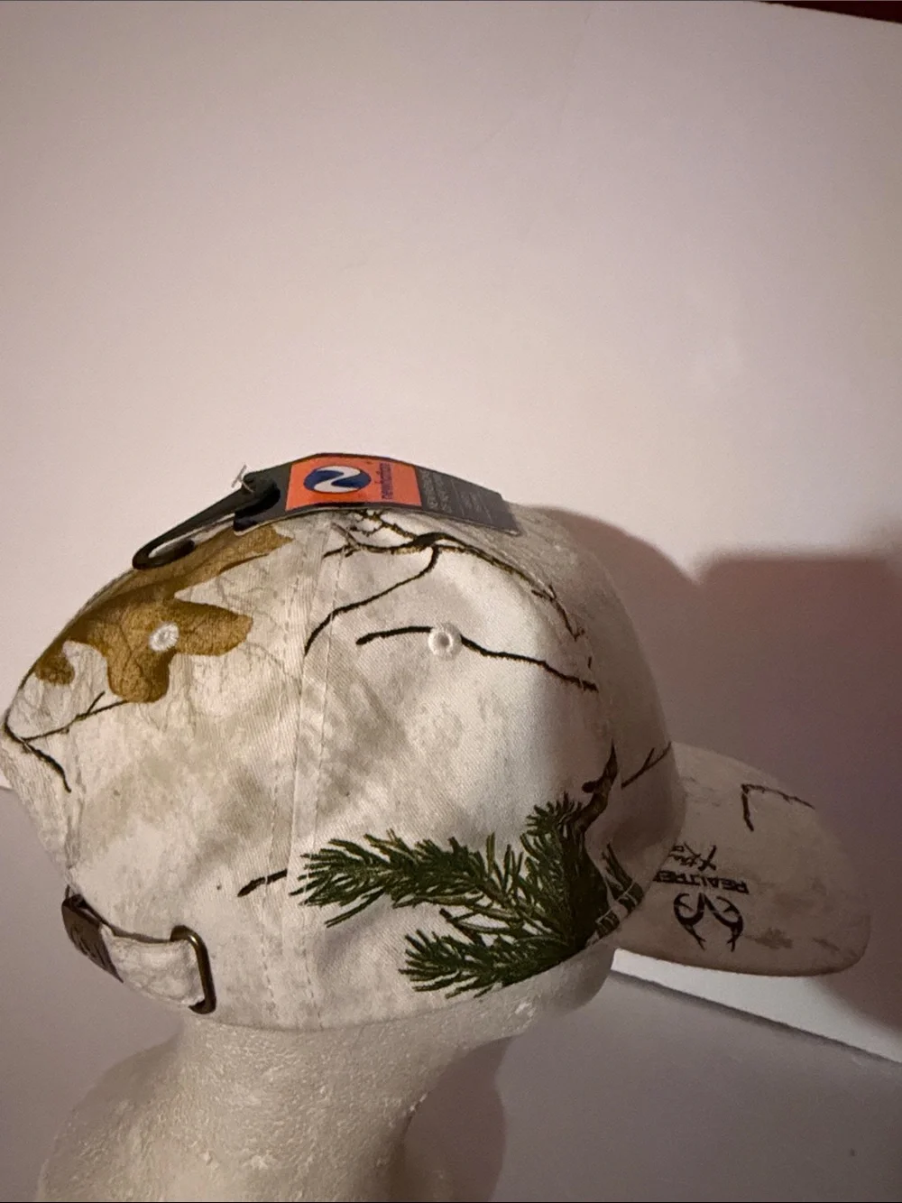 Newhattan Realtree Hardwoods Snow Camo Hunting Baseball Cap Hat NWT One Size